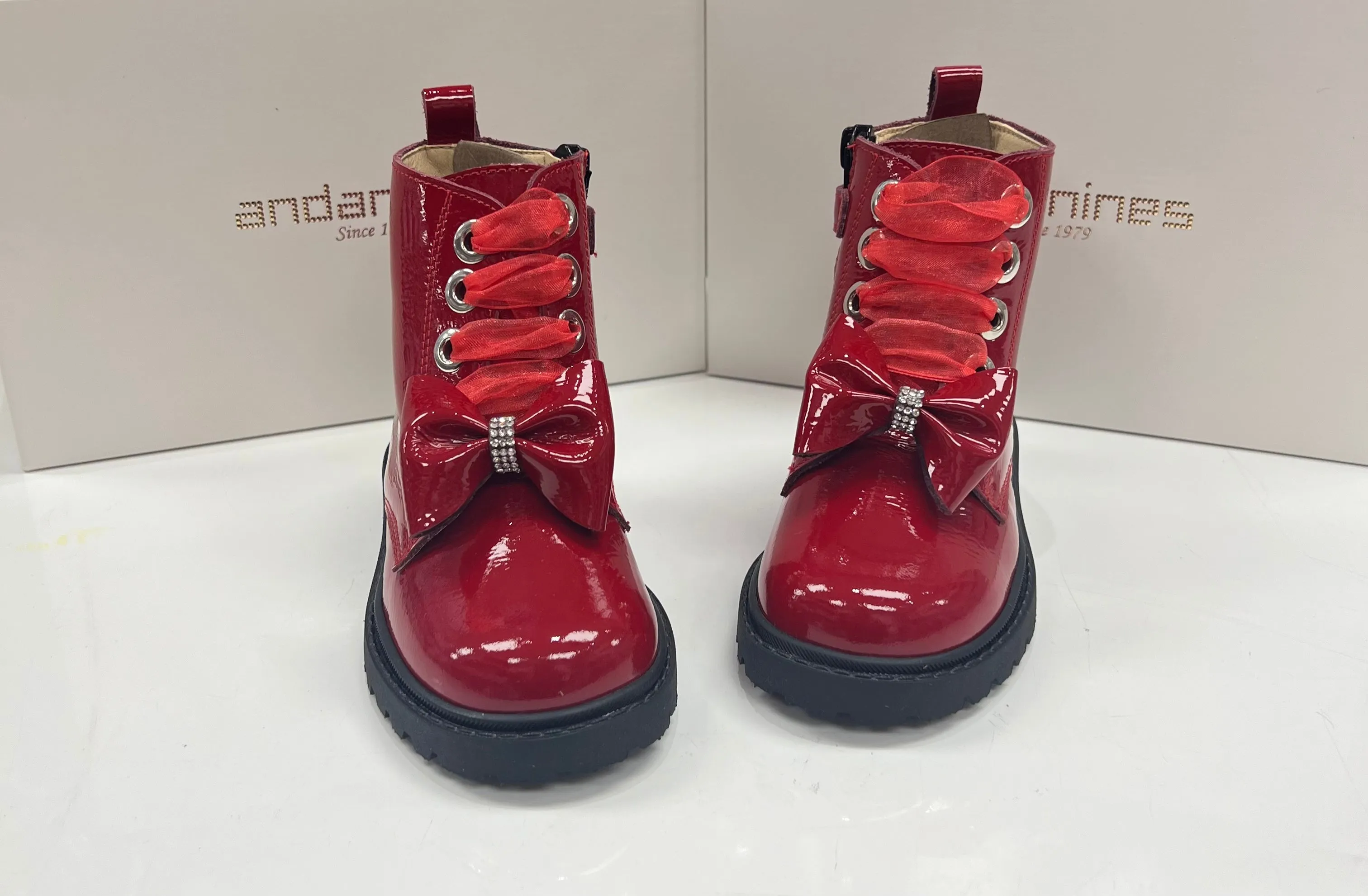 202482 Red Bow Boot By Andanines