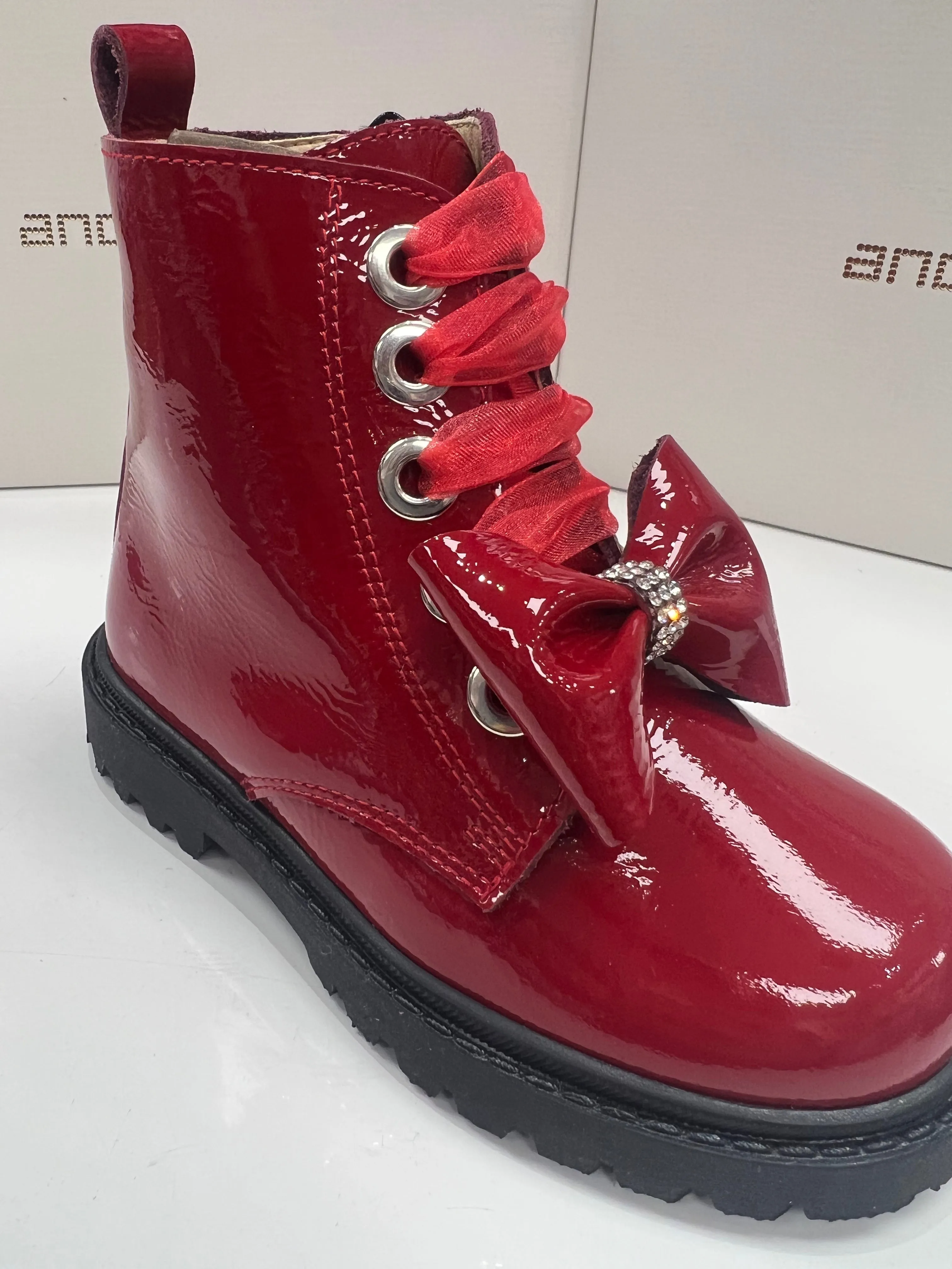 202482 Red Bow Boot By Andanines
