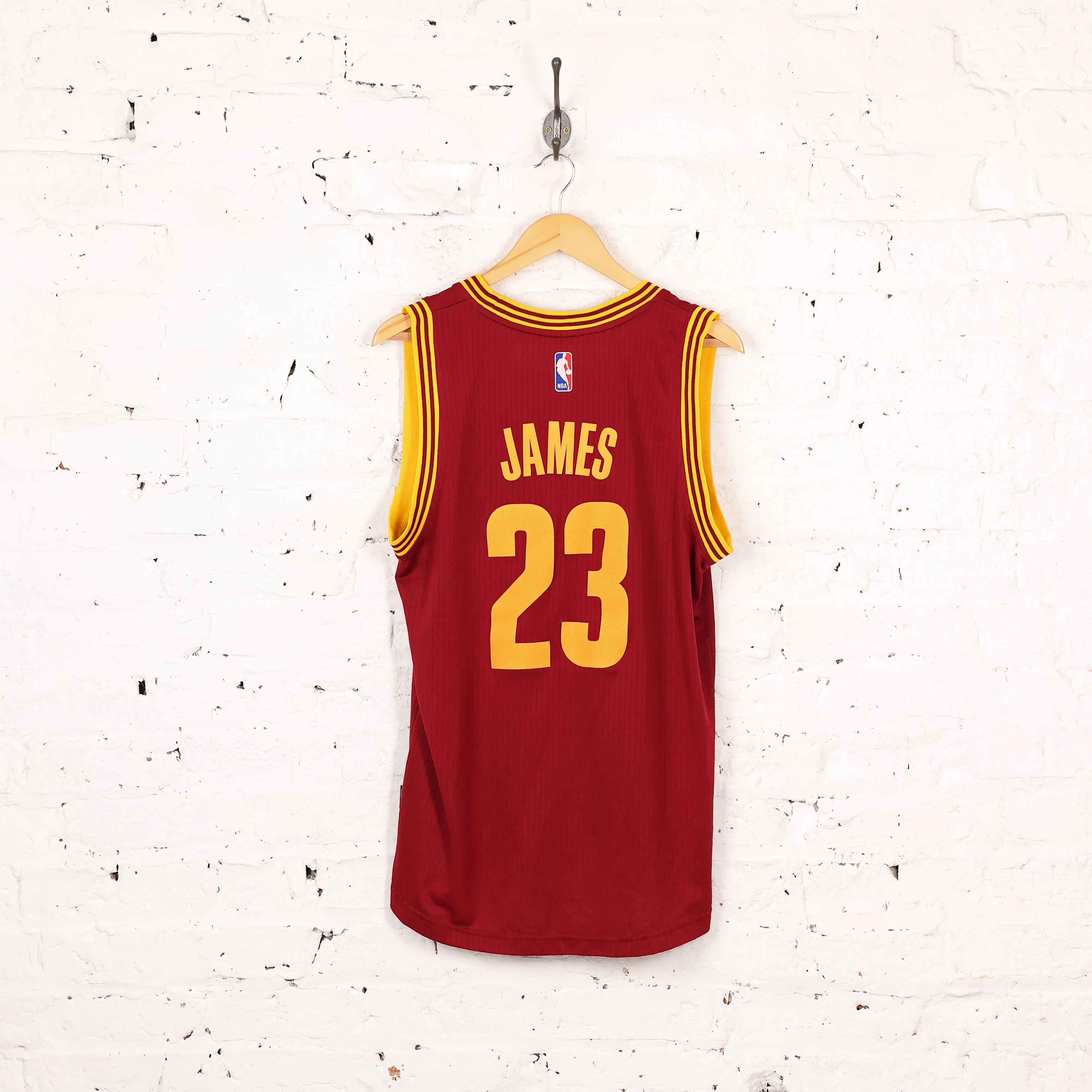 Adidas Cleveland Cavaliers James Basketball Jersey - Maroon - M