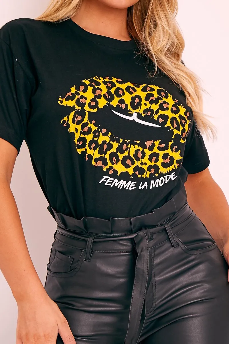 Black Femme La Mode Graphic Lip T-shirt - Ivori