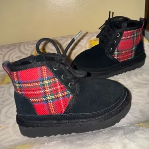 Black Red Plaid Neumel UGG Boots Toddler 9 9c Christmas Winter Kids Shoes Unisex