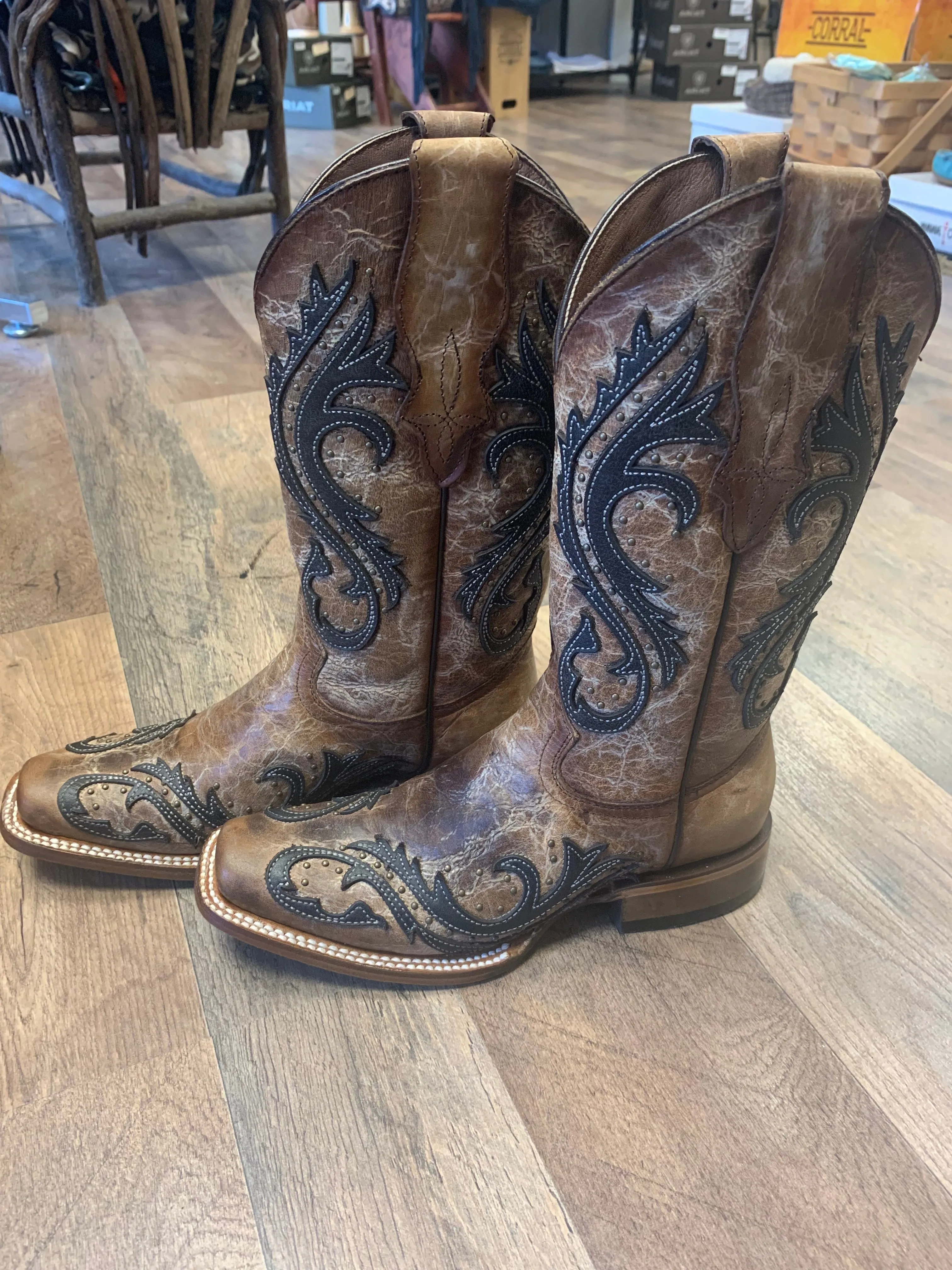 Corral Western Boots Overlay Embroidery Brown