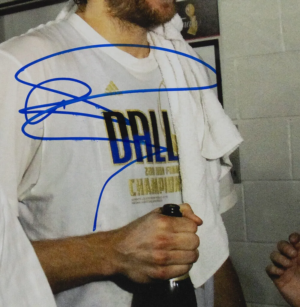 Dirk Nowitzki Signed Framed 11x14 Dallas Mavericks Photo BAS