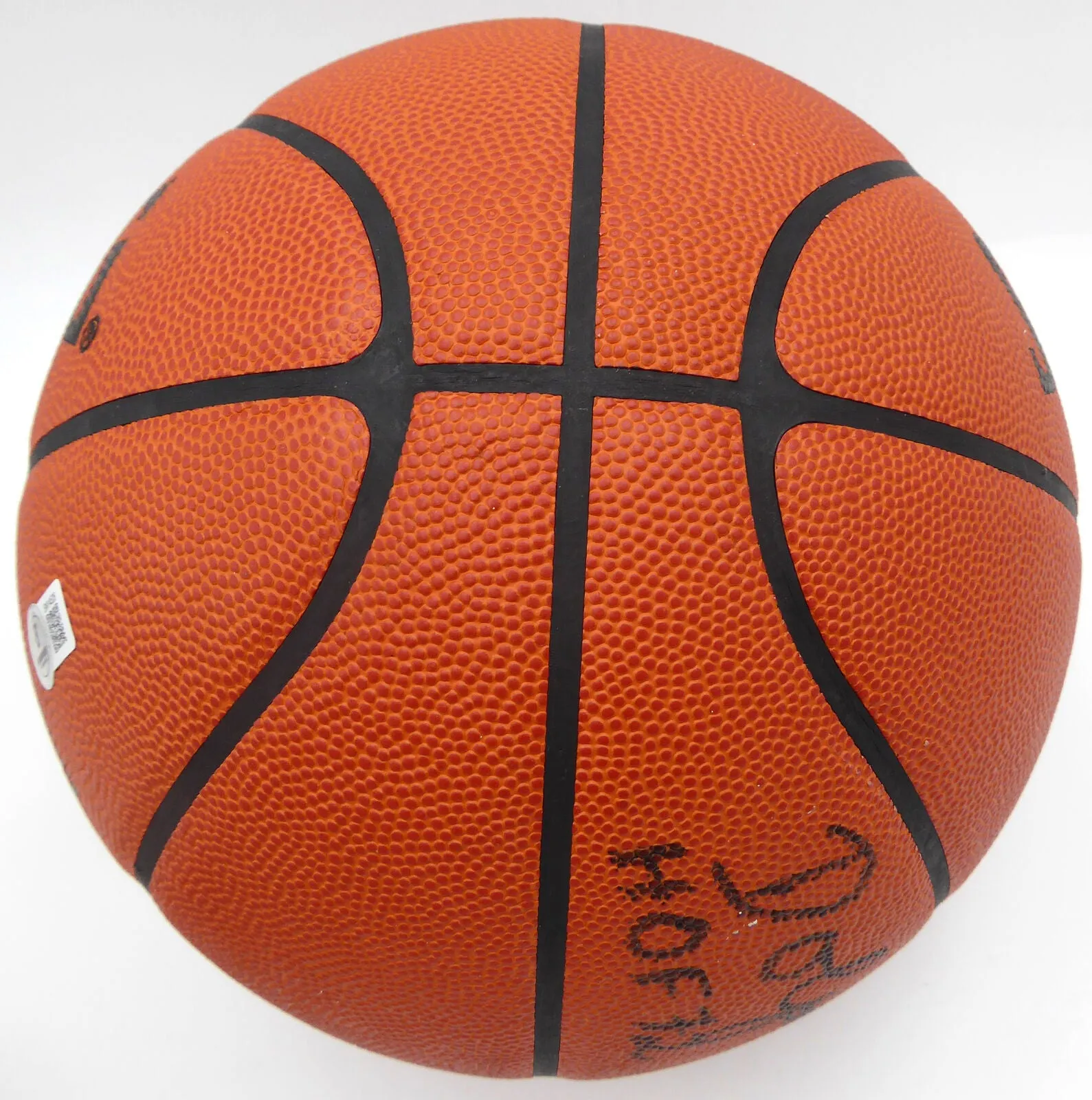 Dolph Schayes Autographed NBA Leather Basketball 76ers HOF 72 Team Beckett