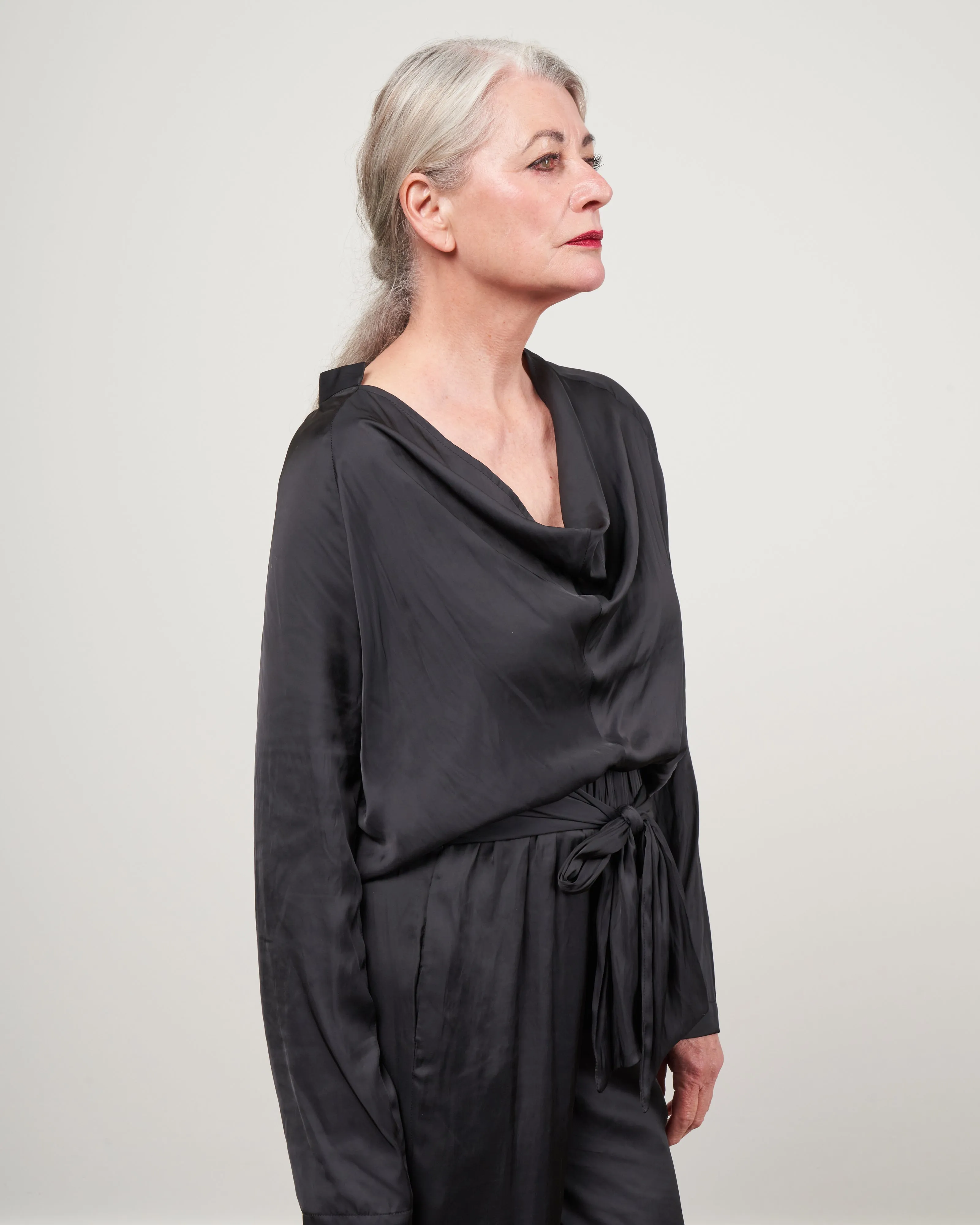 drift long sleeve evi top - black