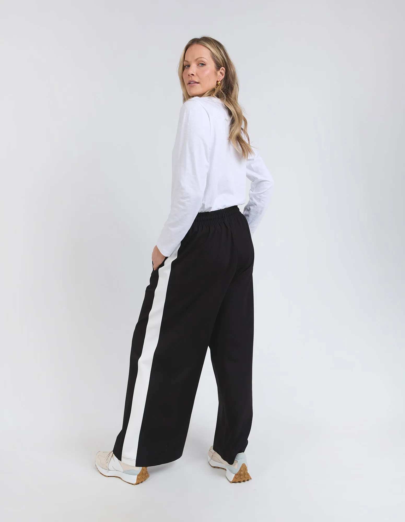 Elm Lifestyle II CARMEN Pant - black