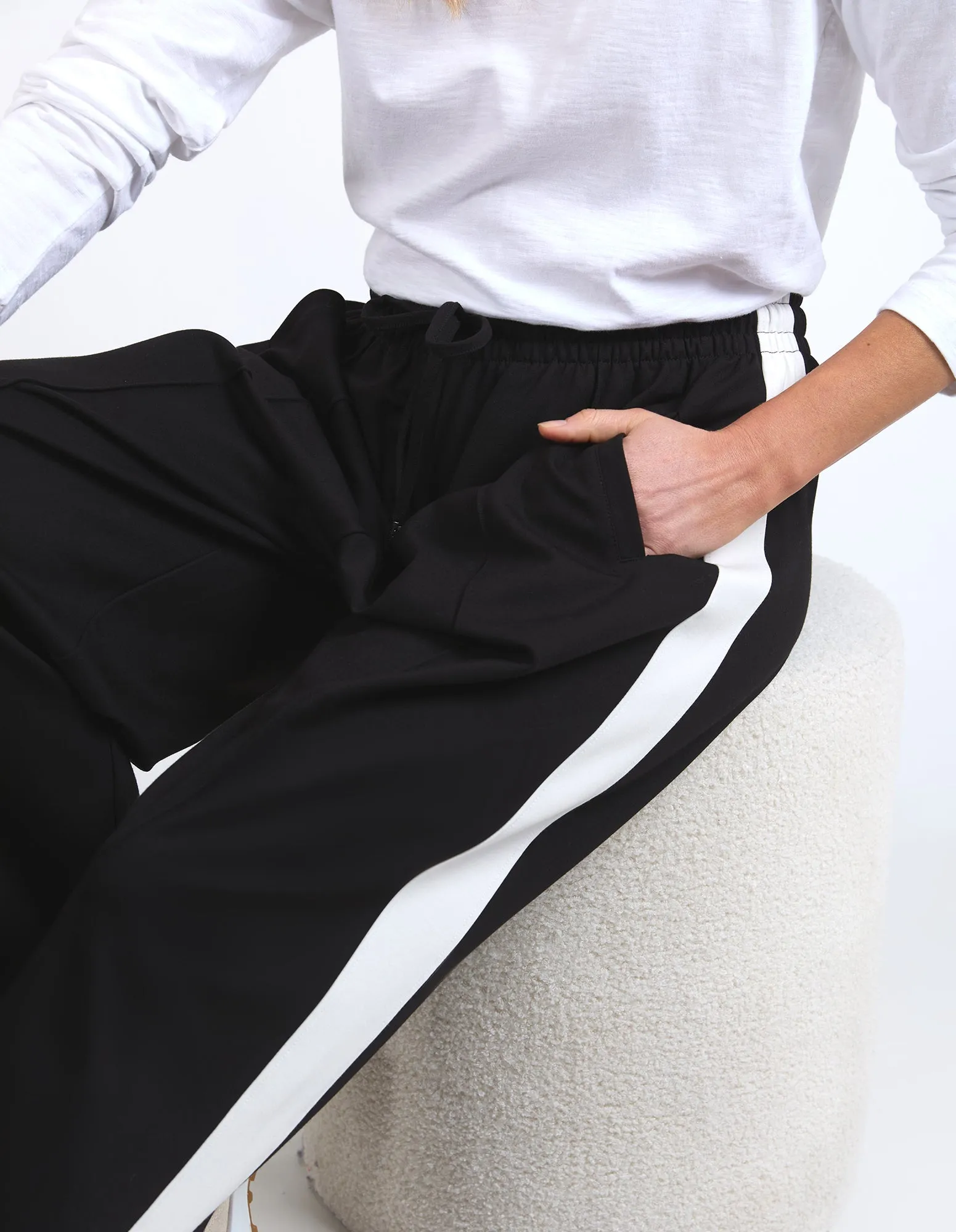 Elm Lifestyle II CARMEN Pant - black
