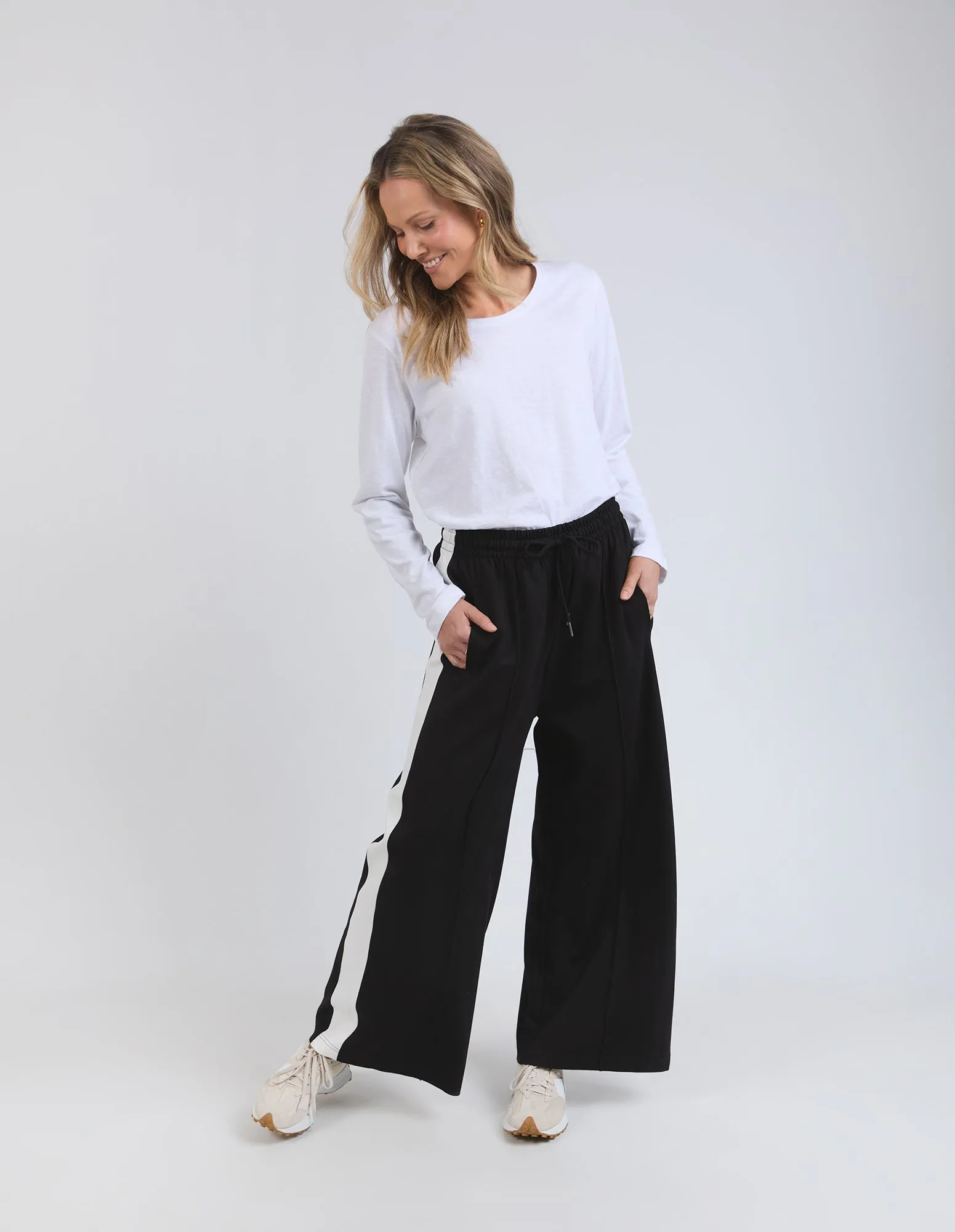 Elm Lifestyle II CARMEN Pant - black