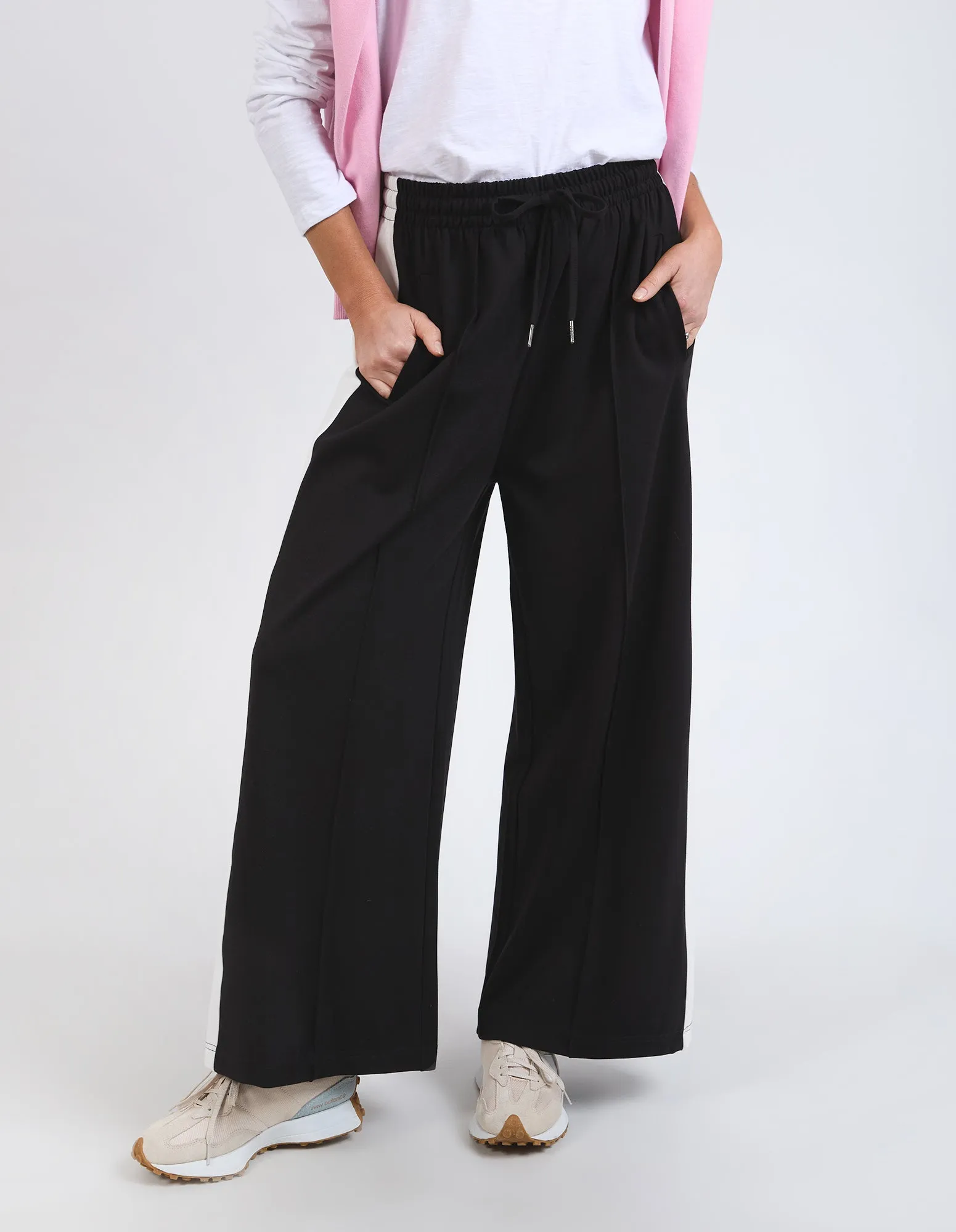 Elm Lifestyle II CARMEN Pant - black