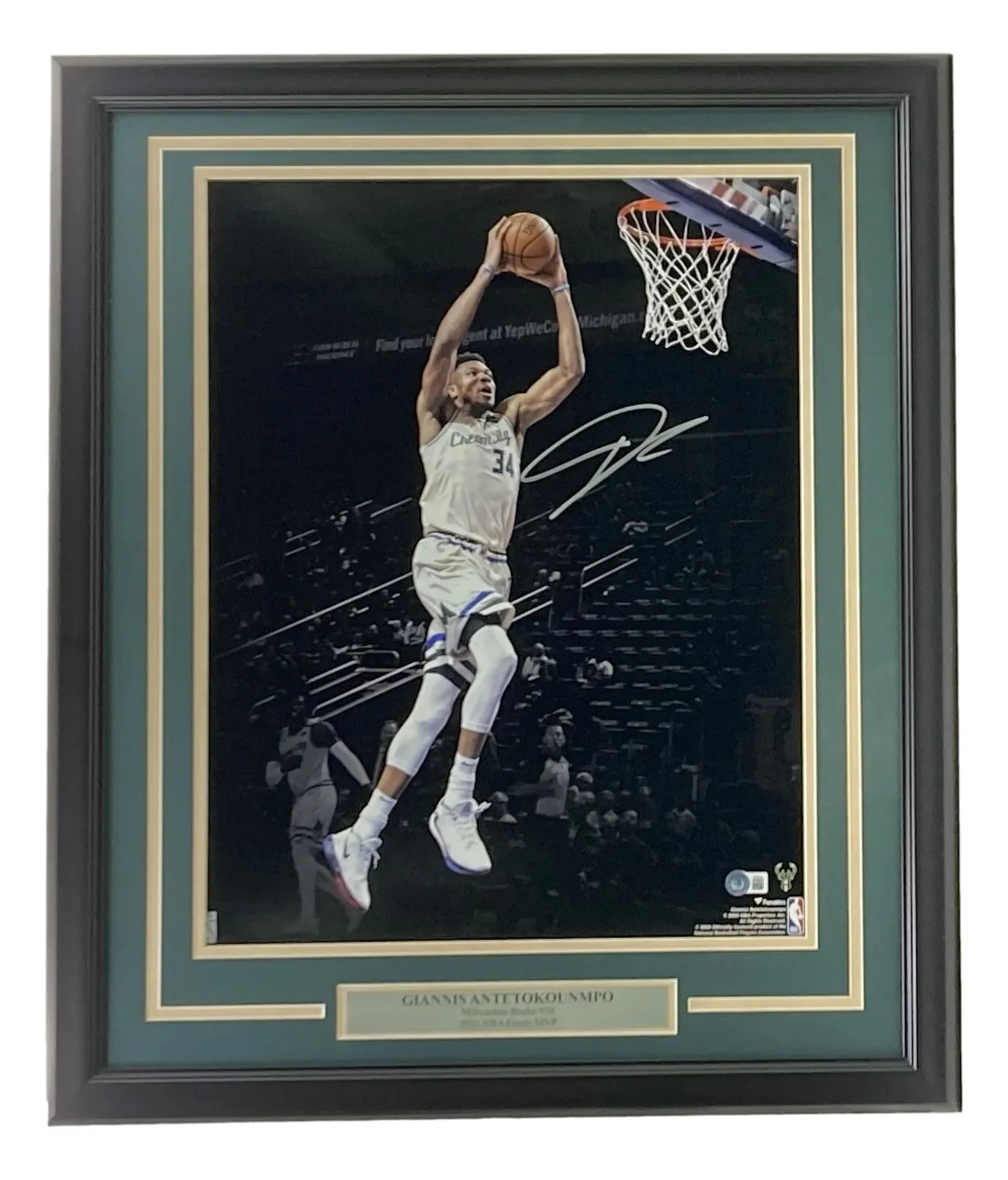 Giannis Antetokounmpo Signed Framed 16x20 Milwaukee Bucks Dunk Photo BAS ITP