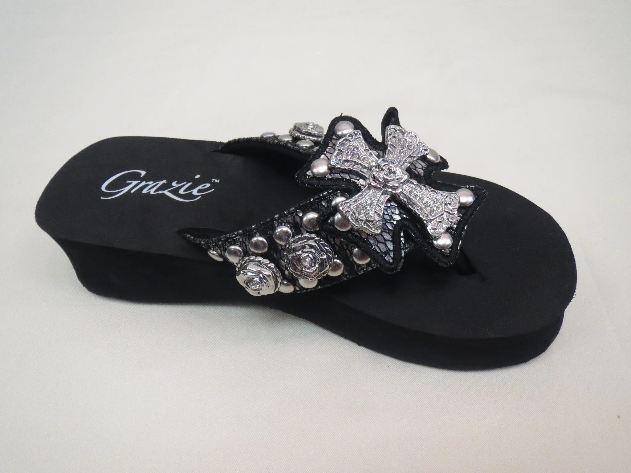 Grazie | Pryor Sandals Black