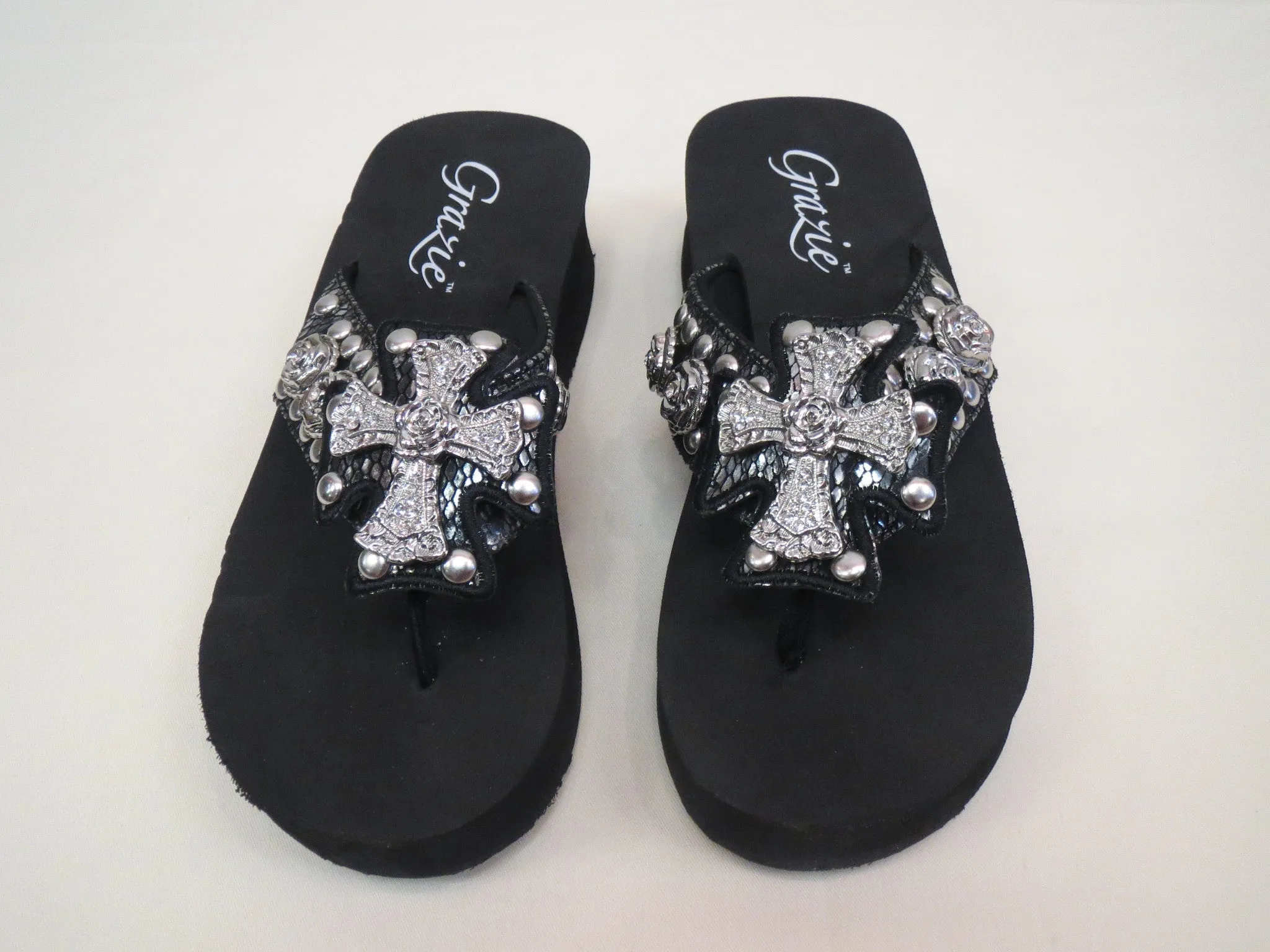 Grazie | Pryor Sandals Black