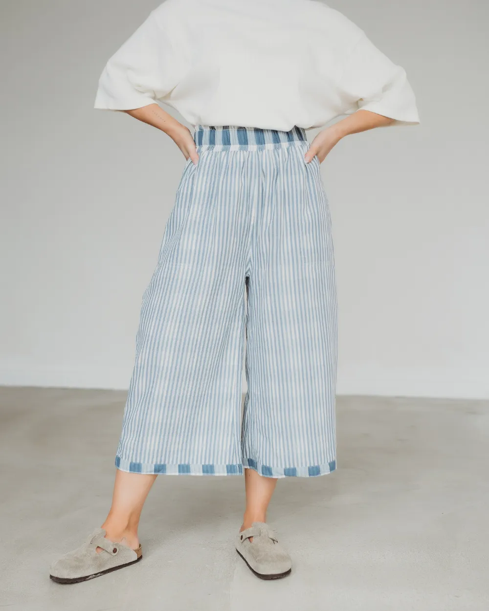 Judy Multicolour Marine Check Print Reversible Crop Trousers