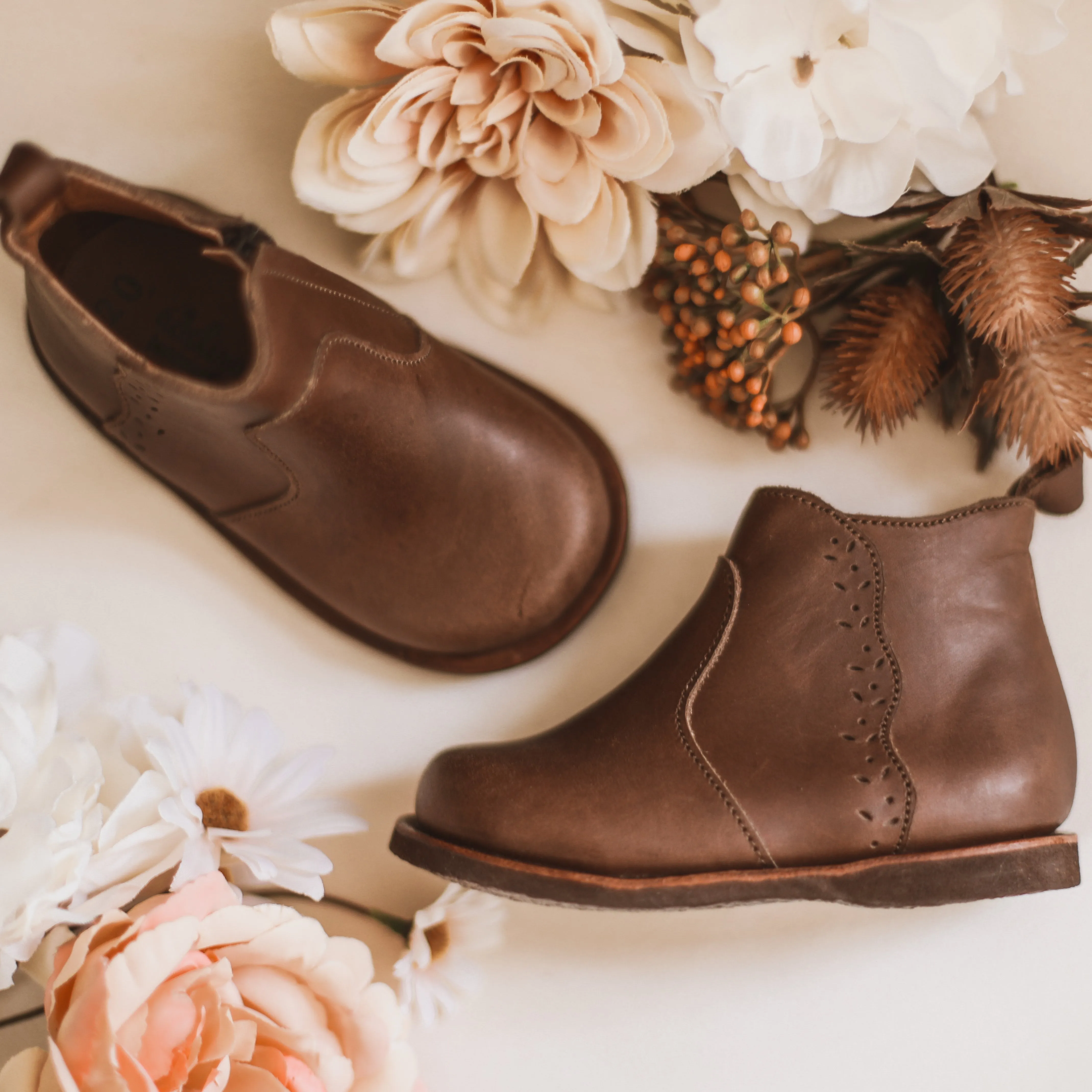 SECONDS Espresso Ophelia {Children's Leather Boots}