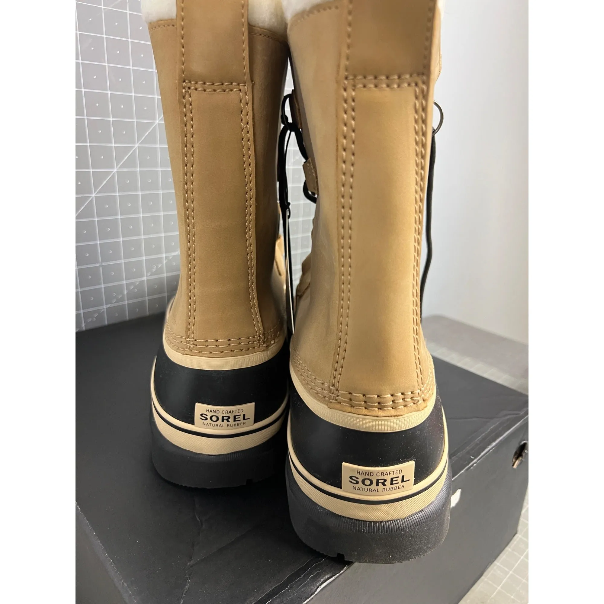 Sorel Caribou Men’s Waterproof Boots Sz 14 Insulated Leather Buff/Chamois New
