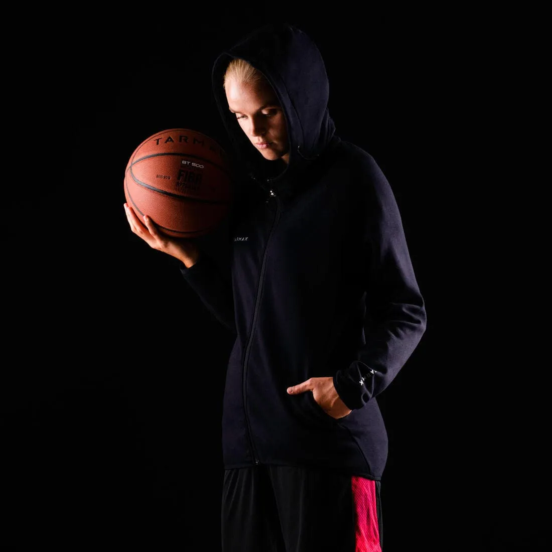SWEAT DE BASKETBALL A CAPUCHE ZIPPE FEMME - J500 NOIR
