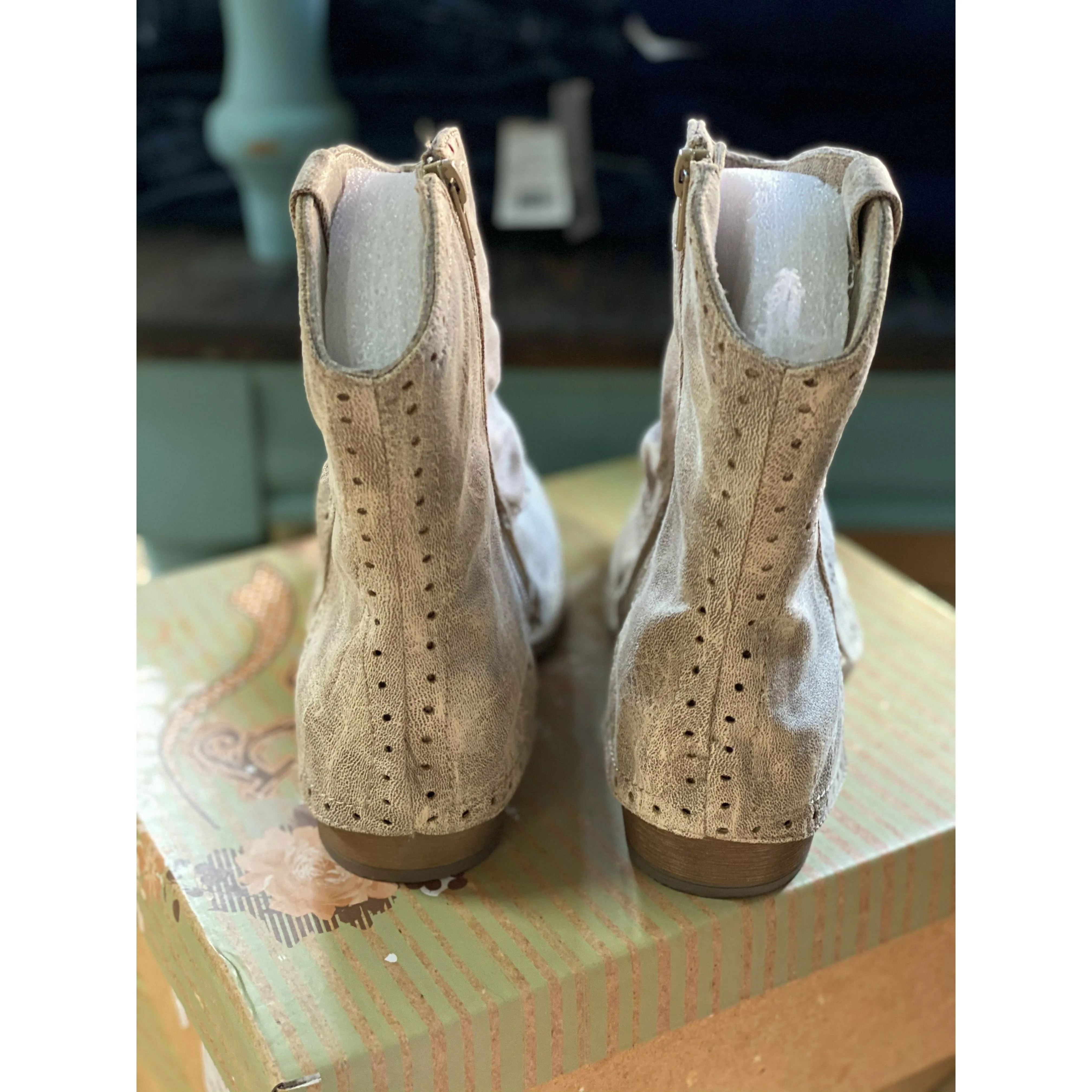 Very G BDon bootie