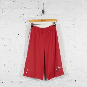Vintage Champion NBA Basketball Shorts - Red - L