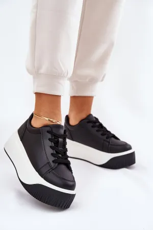 Women's sports shoes made of eco suede