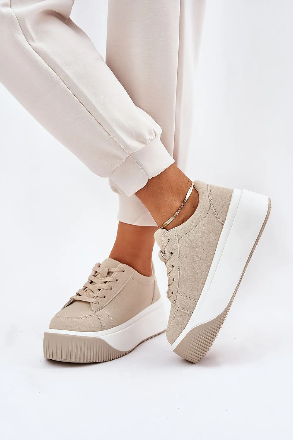 Women's sports shoes made of eco suede